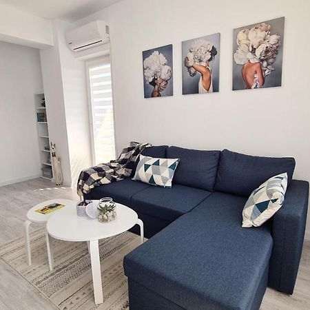 Bright Stylish Apartment In Pitesti Piteşti Dış mekan fotoğraf